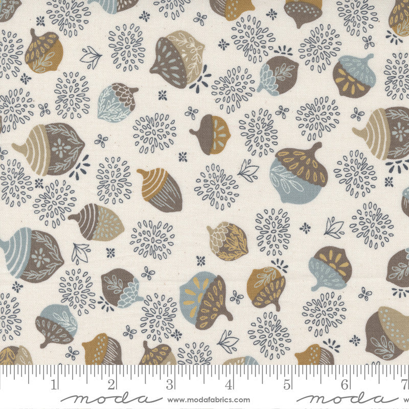 Moda Slow Stroll Quilt Fabric Acorn Toss Style 45542/11 Natural