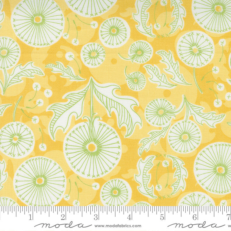 Robin Pickens Dandi Duo Quilt Fabric Dandi Toile Style 48751/12 Maize