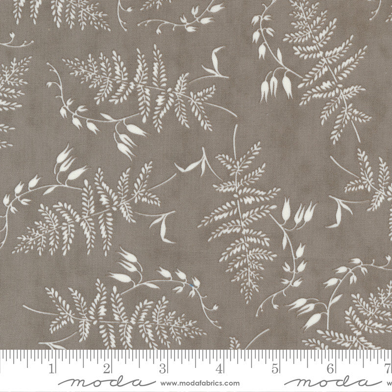 Moda 3 Sisters Honeybloom Quilt Fabric Fern Frond Style 44341/15 Charcoal