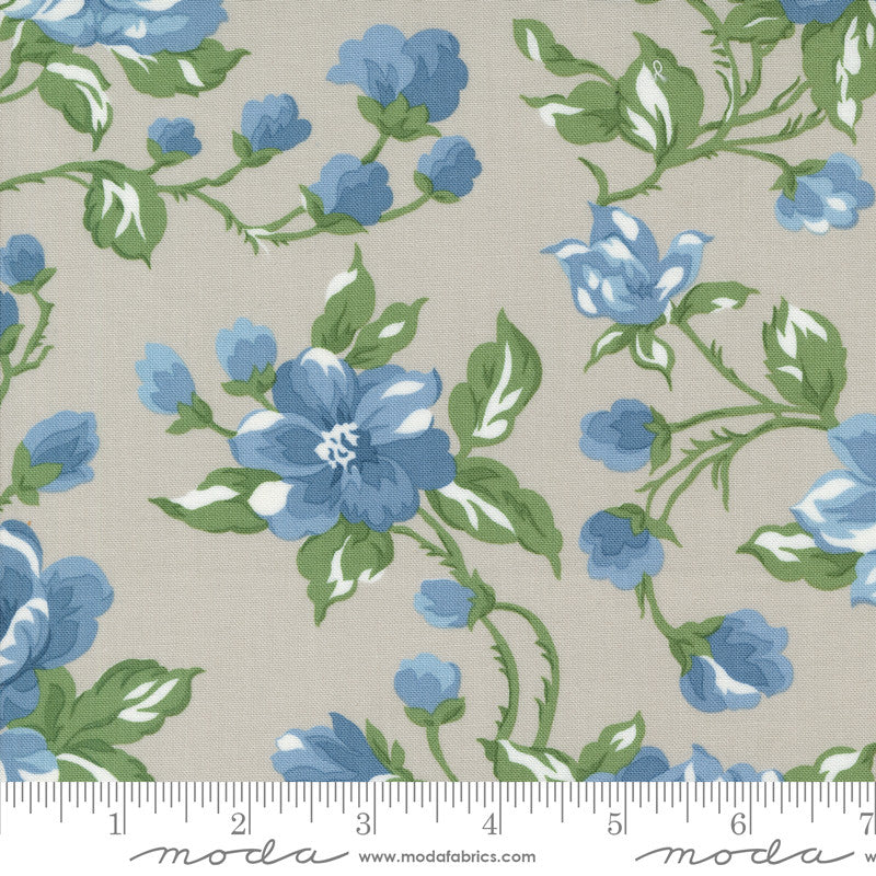 Moda Shoreline Quilt Fabric Cottage Large Floral Style 55300/16 Grey