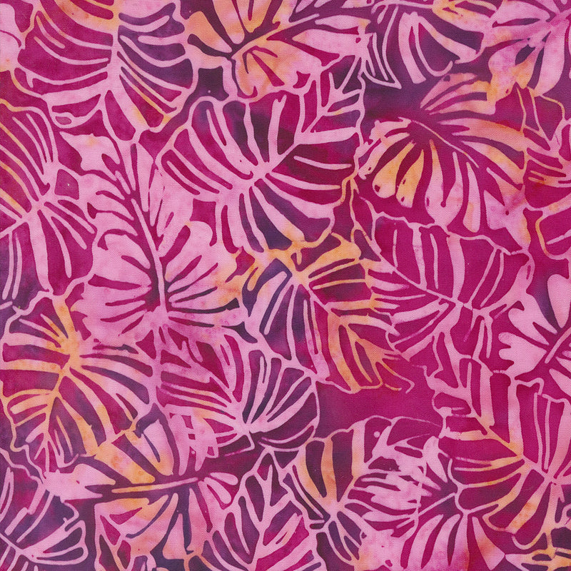 Moda Berrylicious Batiks Quilt Fabric Marble Leaf 4368/18 Raspberry