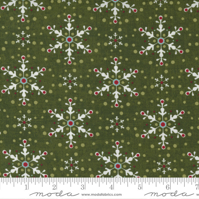 Moda Peppermint Bark Snowflakes Quilt Fabric Style 30695/16 Pine